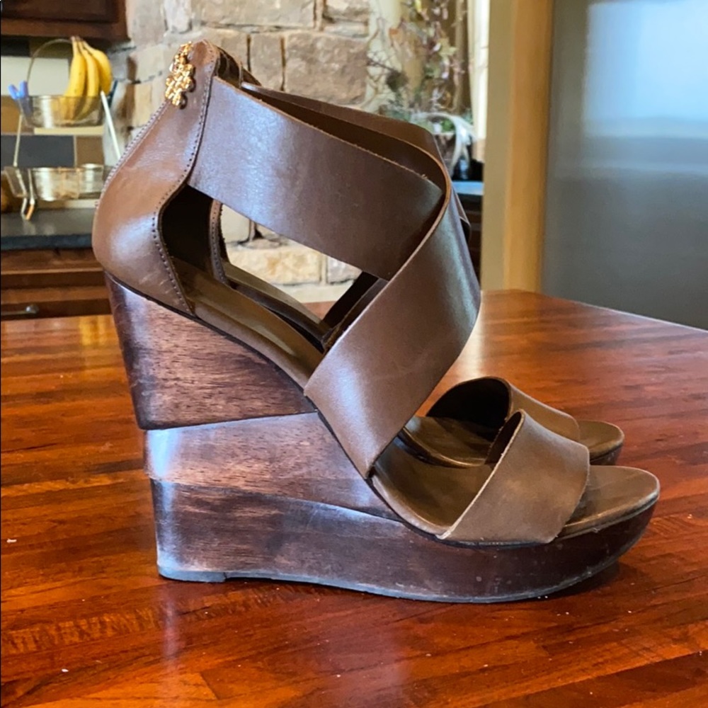 Diane von Furstenberg Opal brown wedges